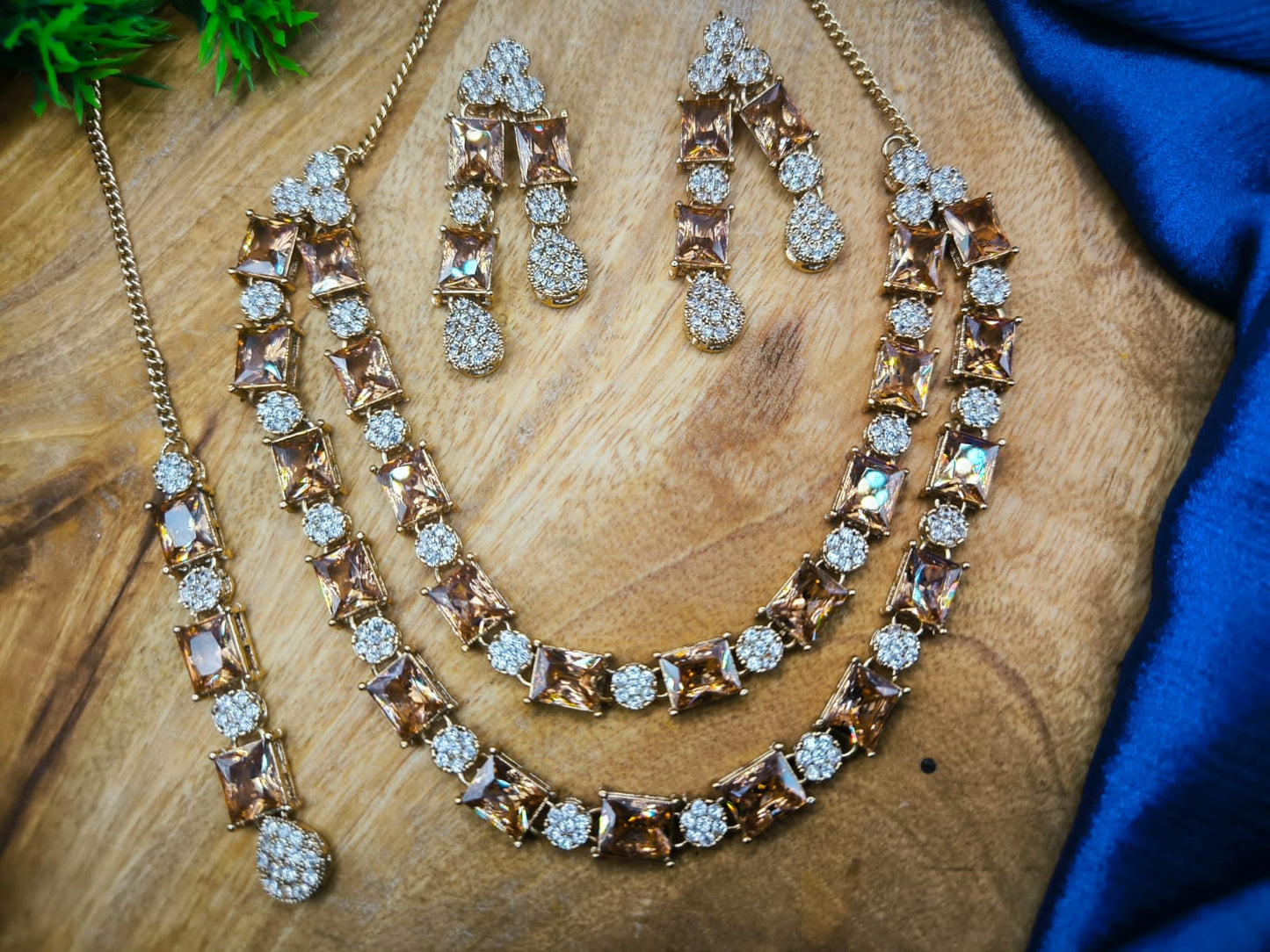 Elegant Champagne Zircon Mala Necklace Set