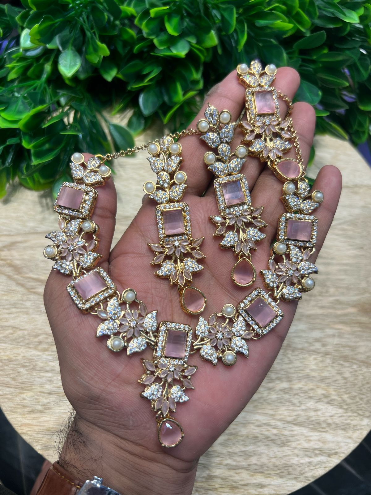 Antique Floral Zircon Necklace Set