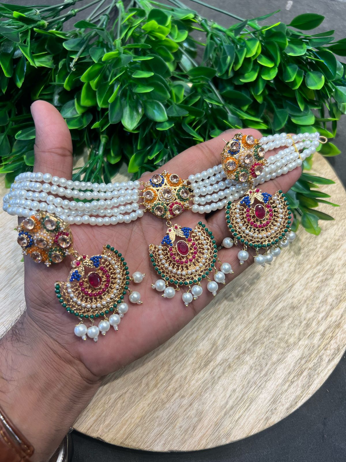 Elegant Armeena Nauratan Choker Set