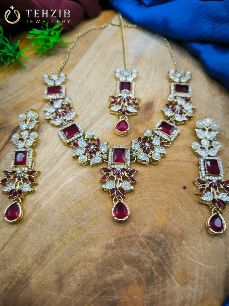 Antique Floral Zircon Necklace Set