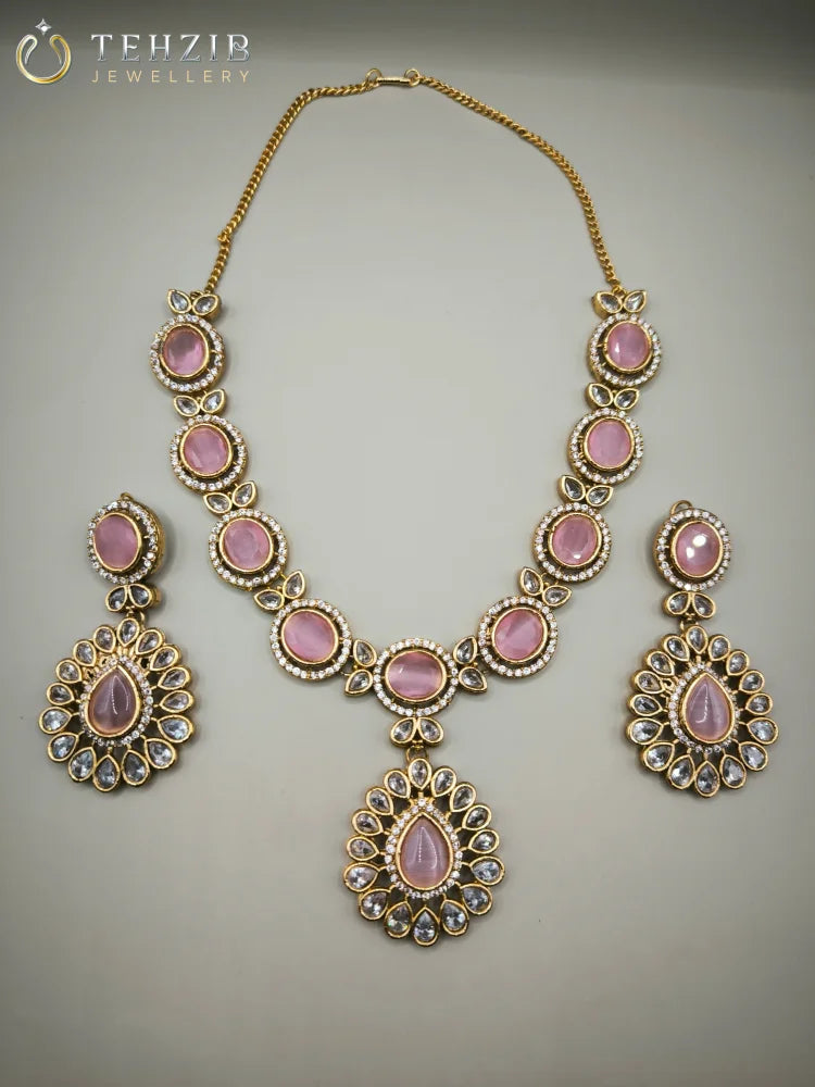 Beautiful Amirah Zircon Necklace Set