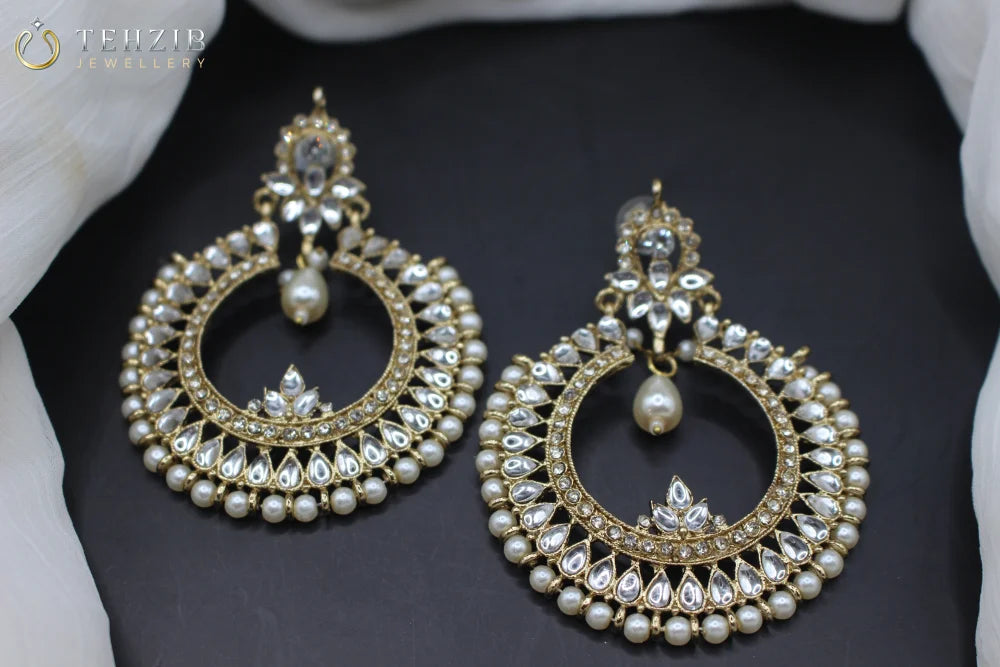 Beautiful Kundan Chandbali Earrings