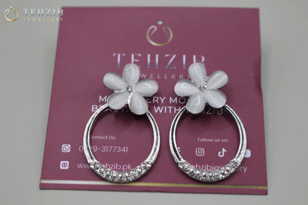 Beautiful Silver Flower Stud Earrings