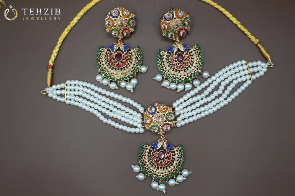 Elegant Armeena Nauratan Choker Set