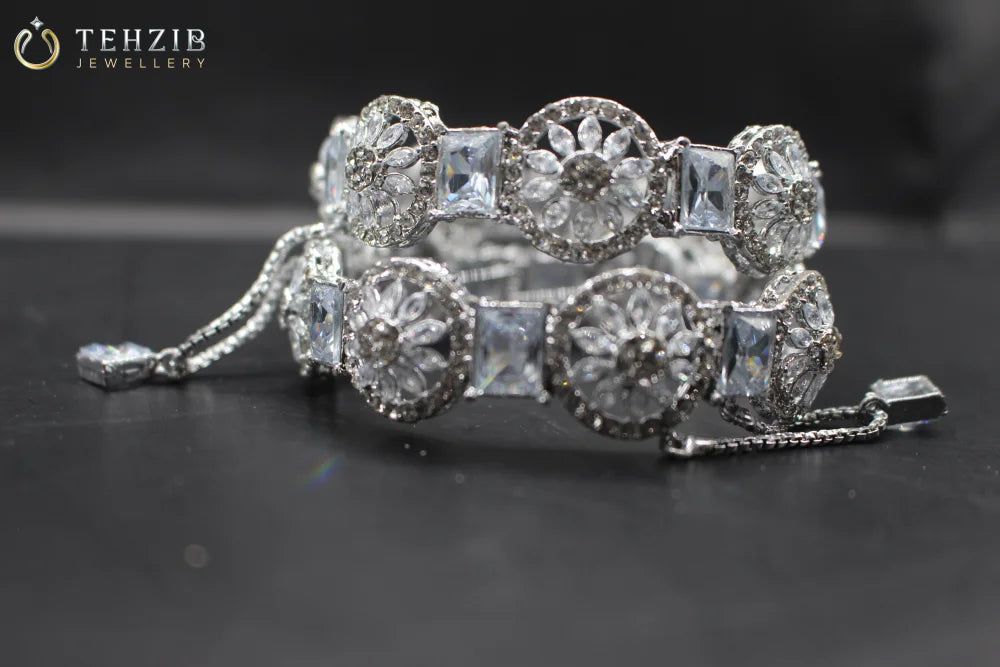 Elegant Openable Silver Bangles