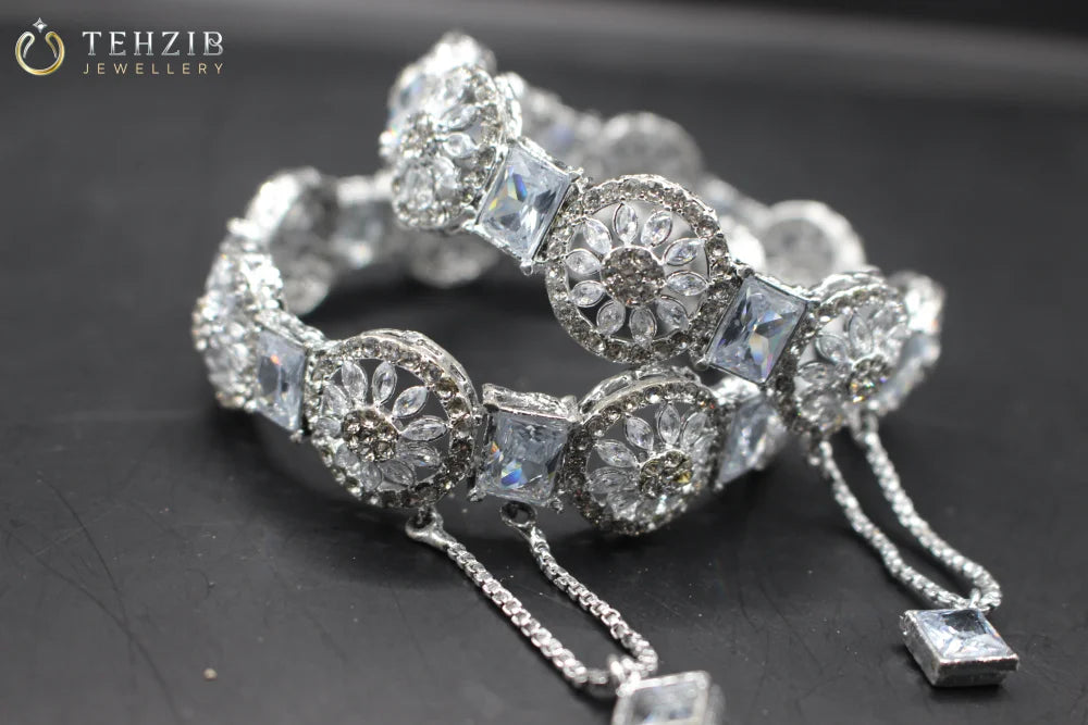 Elegant Openable Silver Bangles