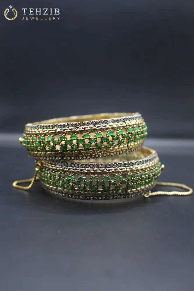 Premium Emerald Adjustable Bangle