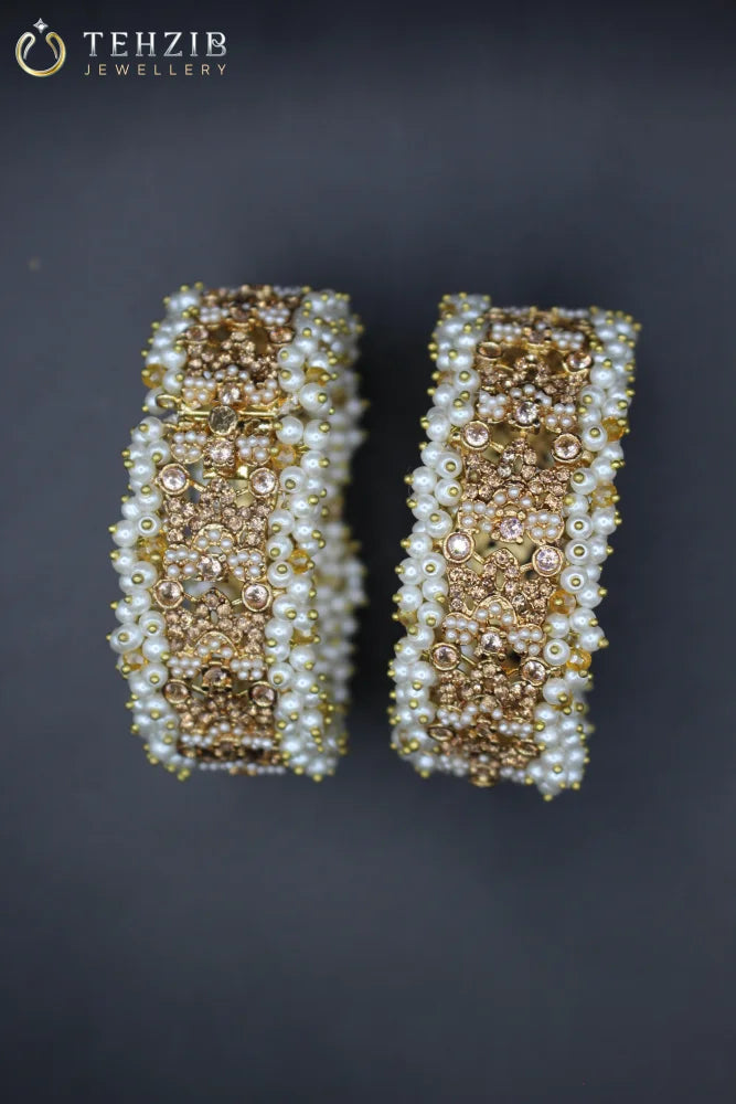 Pearl Traditional Adjustable Gajra Kangan