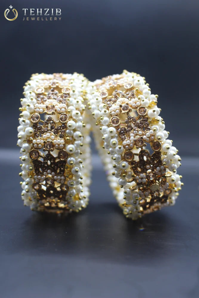 Pearl Traditional Adjustable Gajra Kangan