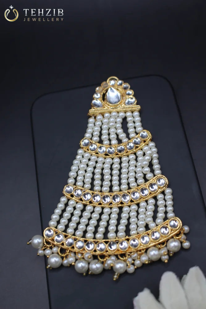 Gold Tone Kundan Hair Jhoomer with Faux Pearl