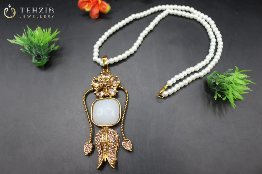 Stunning Designer Big Stone Leaves Pendant