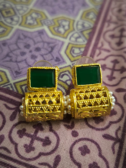 Elegant Studs Earring