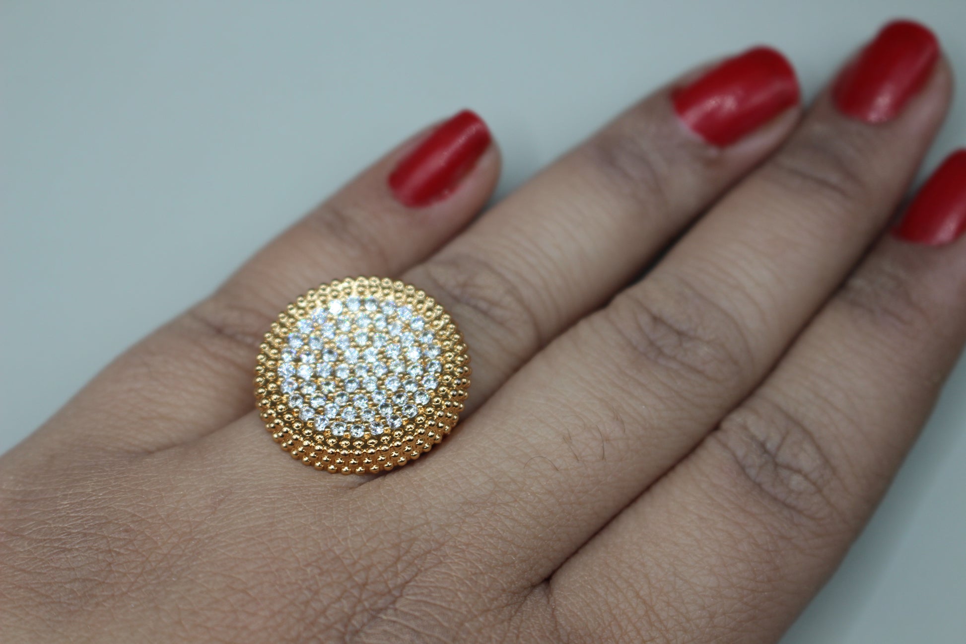 Round Stylish Zircon Ring