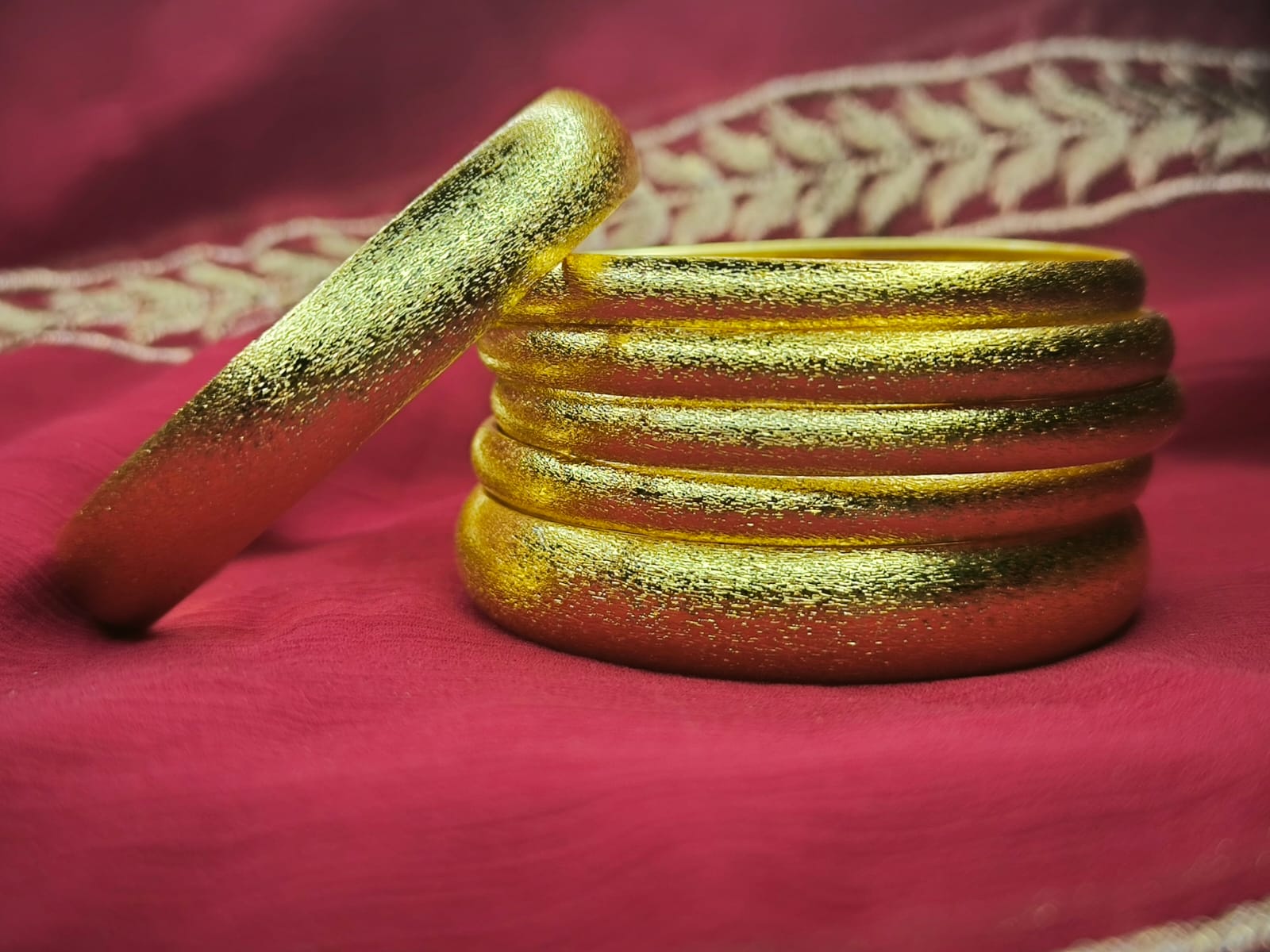 Trending Mahira Khan Gold Shine Bangles