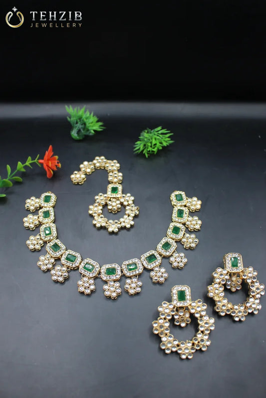 Beautiful Mah Parah Kundan Necklace set Earrings and Tika 