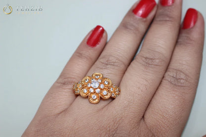 Elegant Gold Style Flower Ring