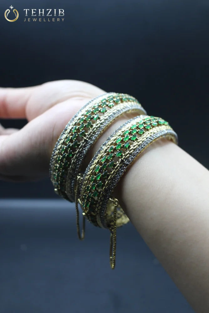 Premium Emerald Adjustable Bangle