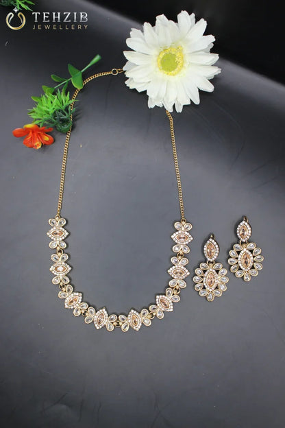 Elegant Design with Kundan and Zircon Necklace Set