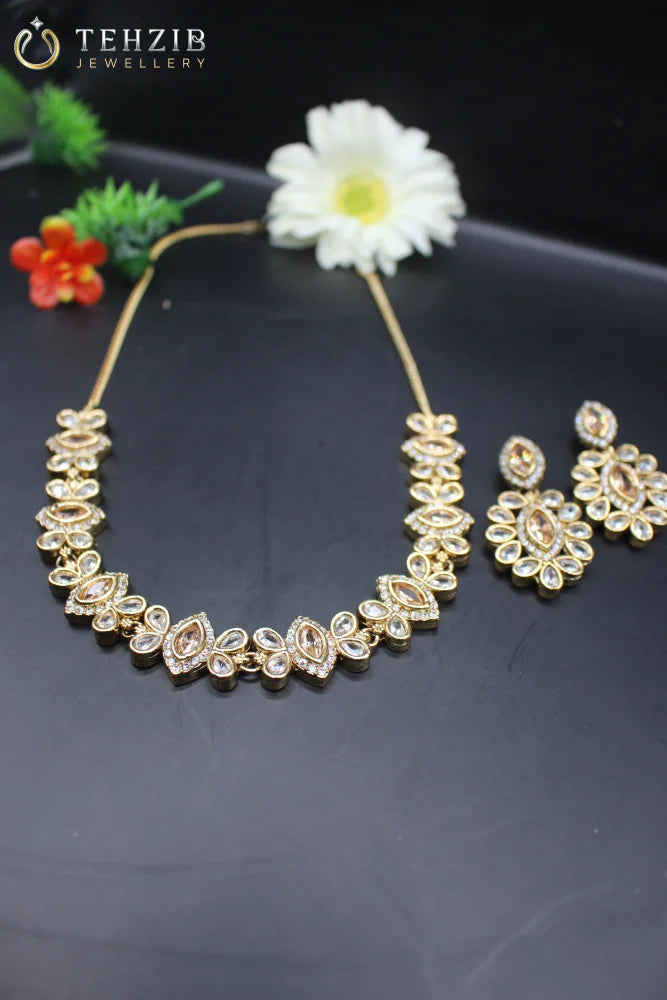 Elegant Design with Kundan and Zircon Necklace Set