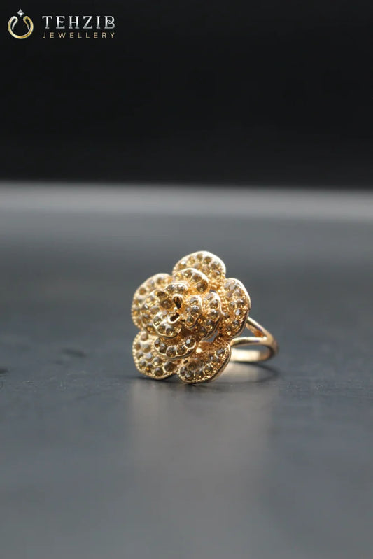 Flora zircon Ring with Gold and White Stone