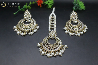 Stunning Noor-e-Kundan Tika with Earrings 